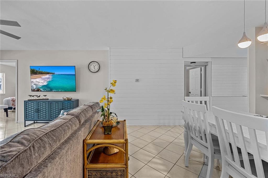 10686 Gulf Shore DR A-104-5