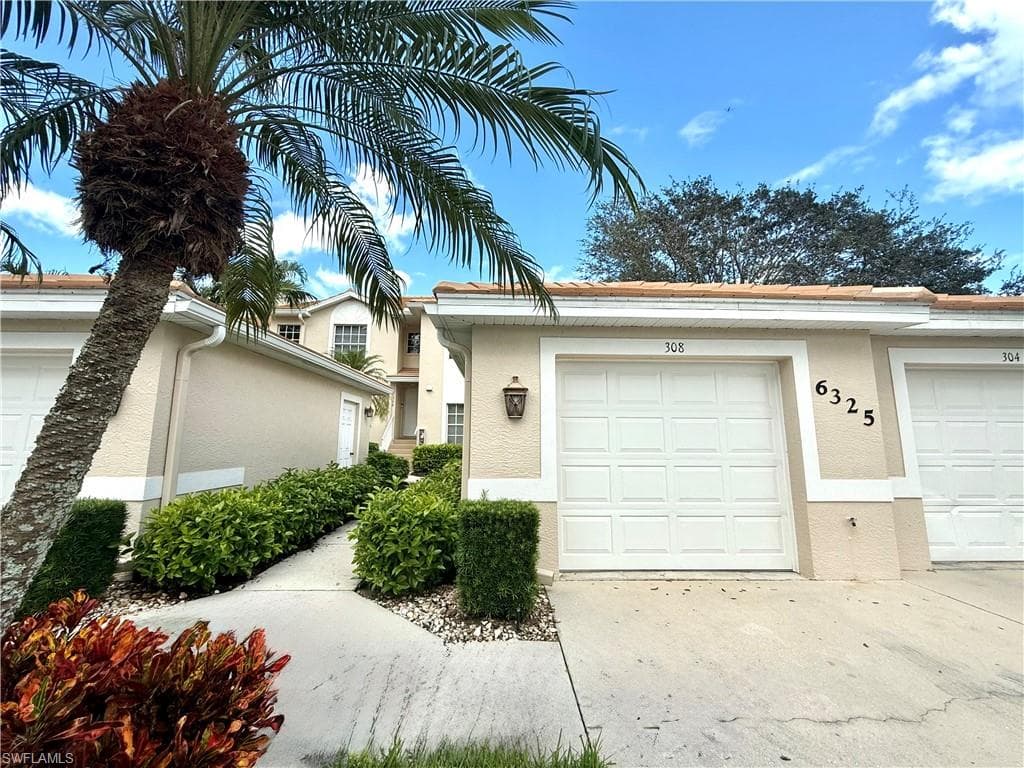 6325 Wilshire Pines CIR # 308, NAPLES FL 34109-1