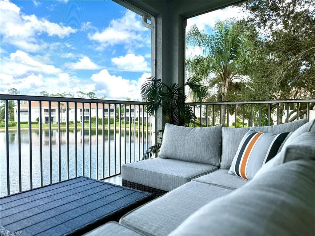 6325 Wilshire Pines CIR # 308, NAPLES FL 34109-10