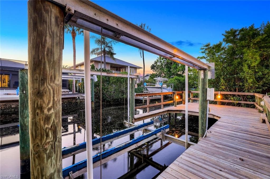 27080 Flamingo DR, BONITA SPRINGS FL 34135-41