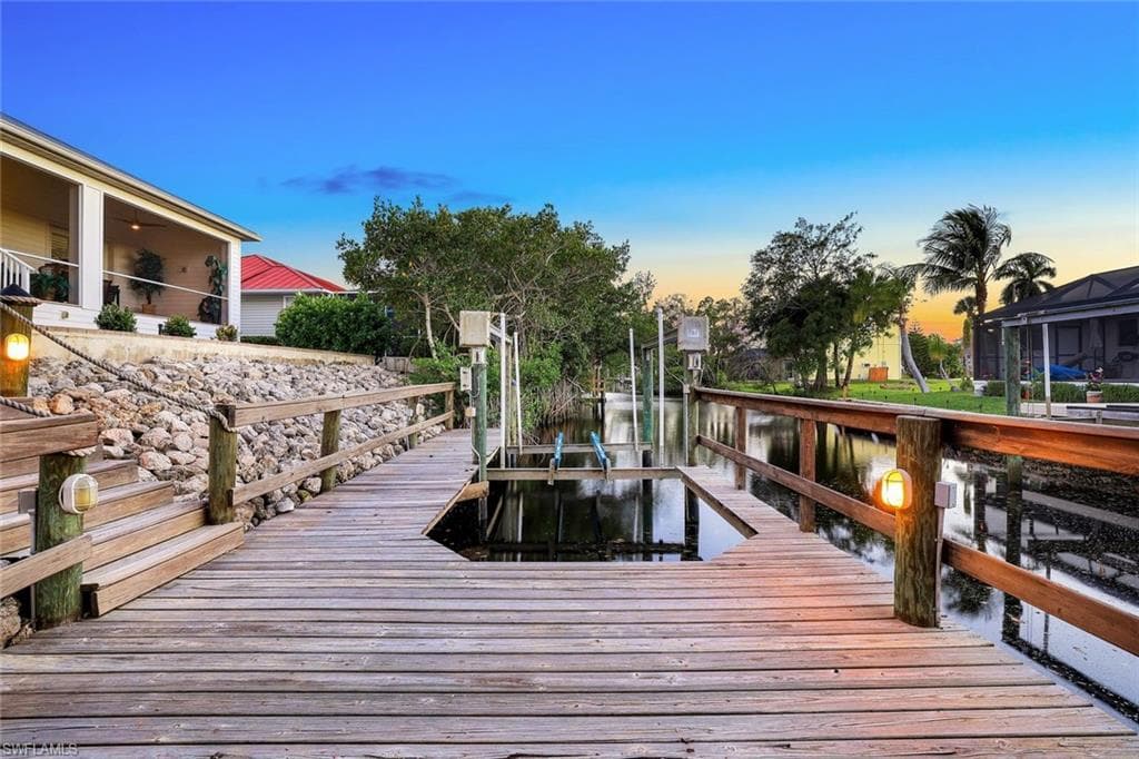 27080 Flamingo DR, BONITA SPRINGS FL 34135-40