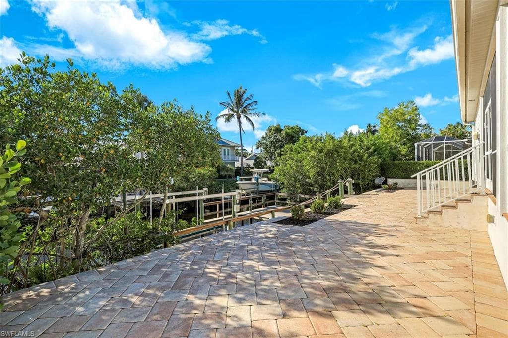 27080 Flamingo DR, BONITA SPRINGS FL 34135-30