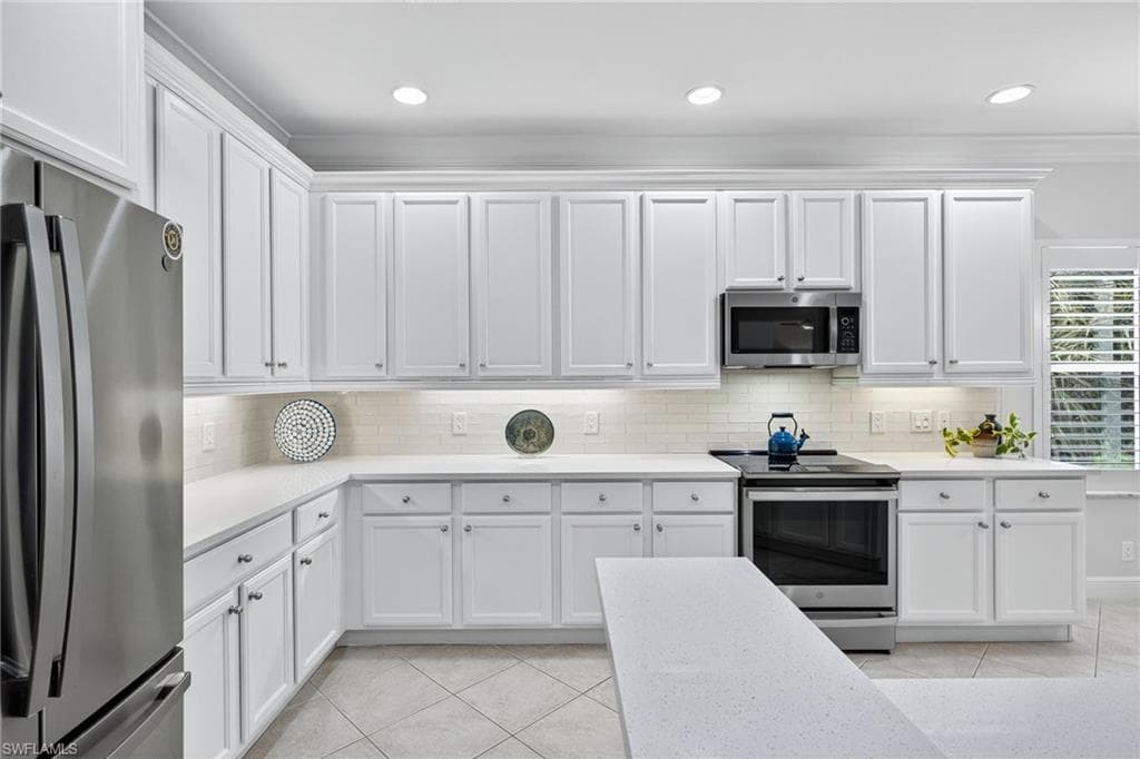 28455 Altessa WAY # 201, BONITA SPRINGS FL 34135-8