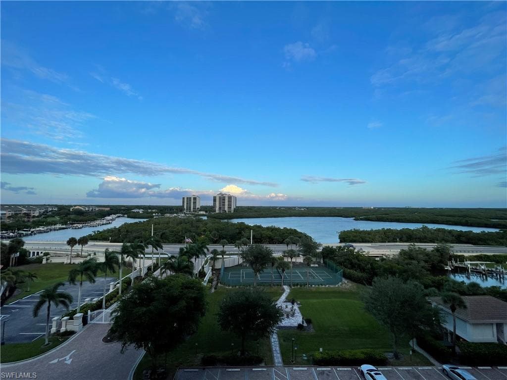 13105 Vanderbilt DR # 802, NAPLES FL 34110-23
