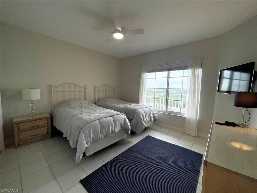 13105 Vanderbilt DR # 802, NAPLES FL 34110-9