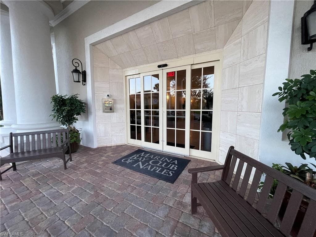 13105 Vanderbilt DR # 802, NAPLES FL 34110-17