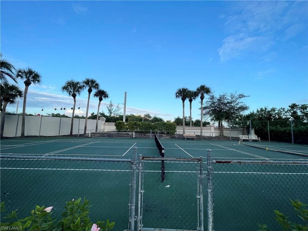13105 Vanderbilt DR # 802, NAPLES FL 34110-28
