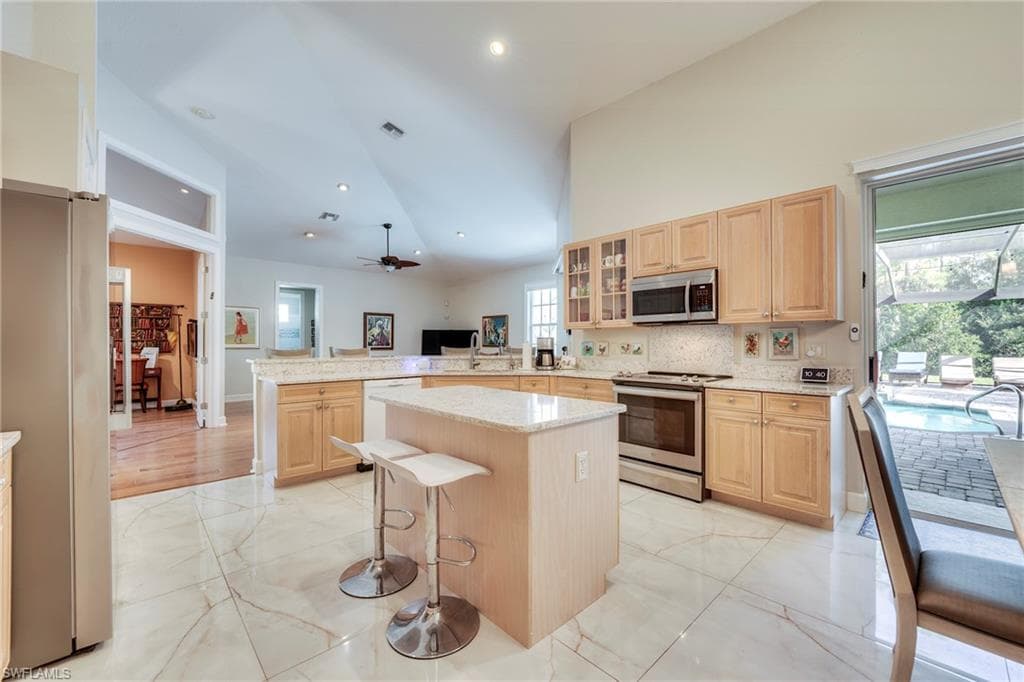 22909 Forest Edge CT, ESTERO FL 34135-16