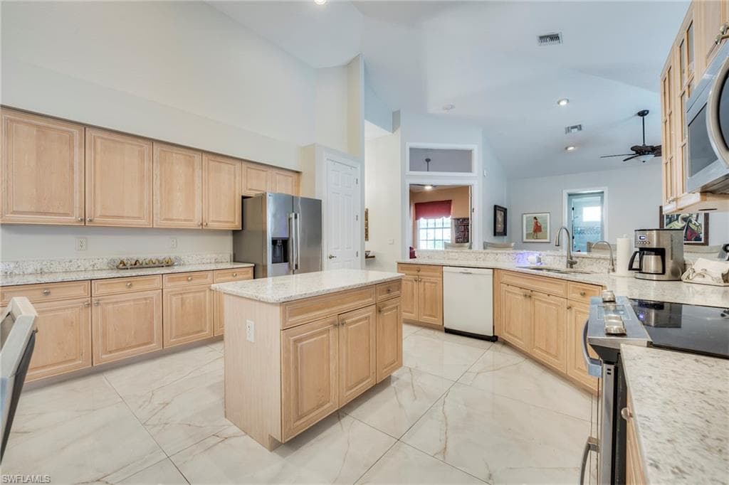 22909 Forest Edge CT, ESTERO FL 34135-15