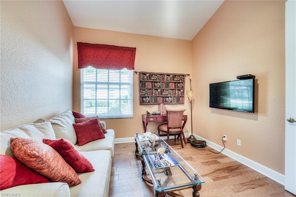 22909 Forest Edge CT, ESTERO FL 34135-25