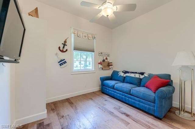 22909 Forest Edge CT, ESTERO FL 34135-29