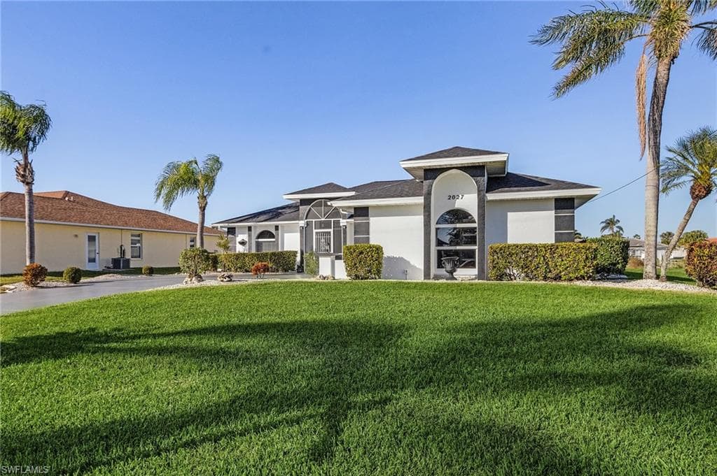 2027 SE 21st ST, CAPE CORAL FL 33990-1