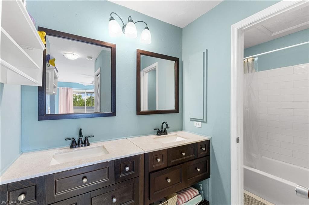 1039 Beach RD # 104, SANIBEL FL 33957-22