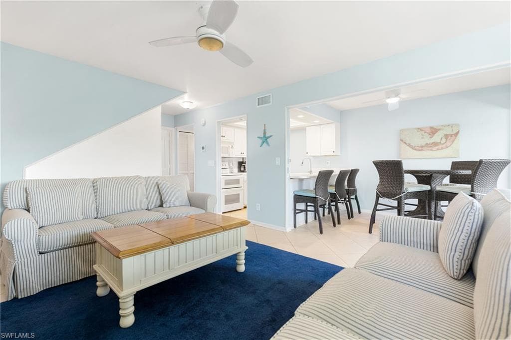 1039 Beach RD # 104, SANIBEL FL 33957-5