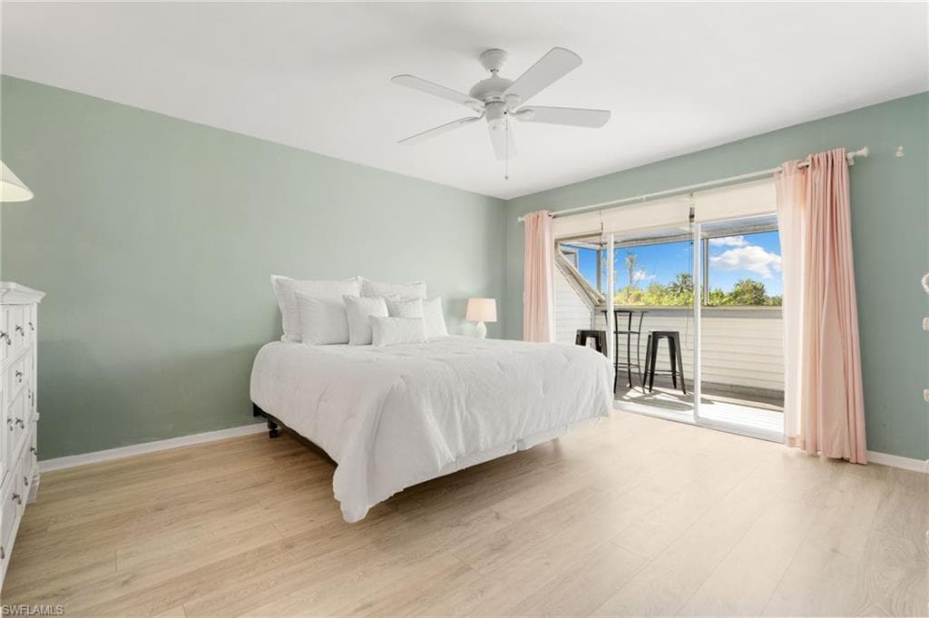 1039 Beach RD # 104, SANIBEL FL 33957-21