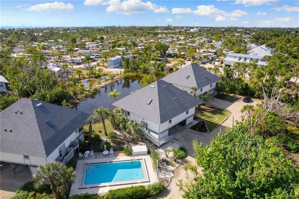 1039 Beach RD # 104, SANIBEL FL 33957-31