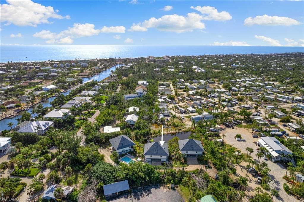 1039 Beach RD # 104, SANIBEL FL 33957-39