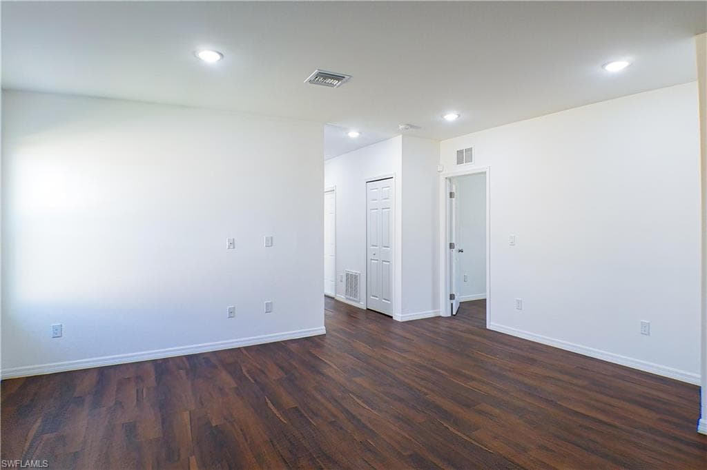 3309 armstrong CT, FORT MYERS FL 33916-4