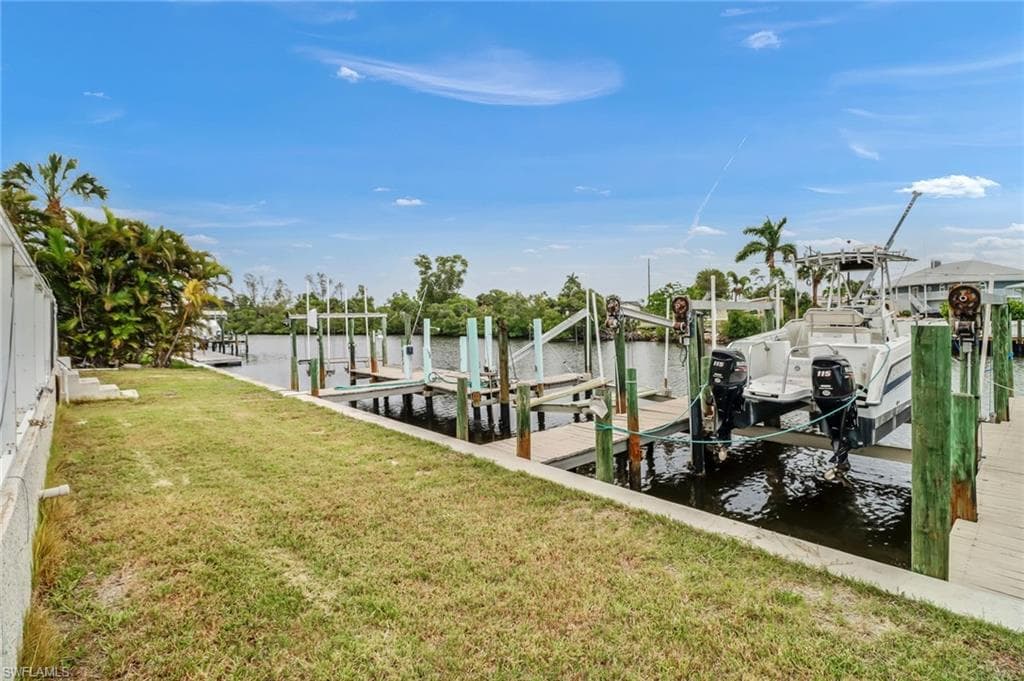 17731 Broadway AVE, FORT MYERS BEACH FL 33931-1
