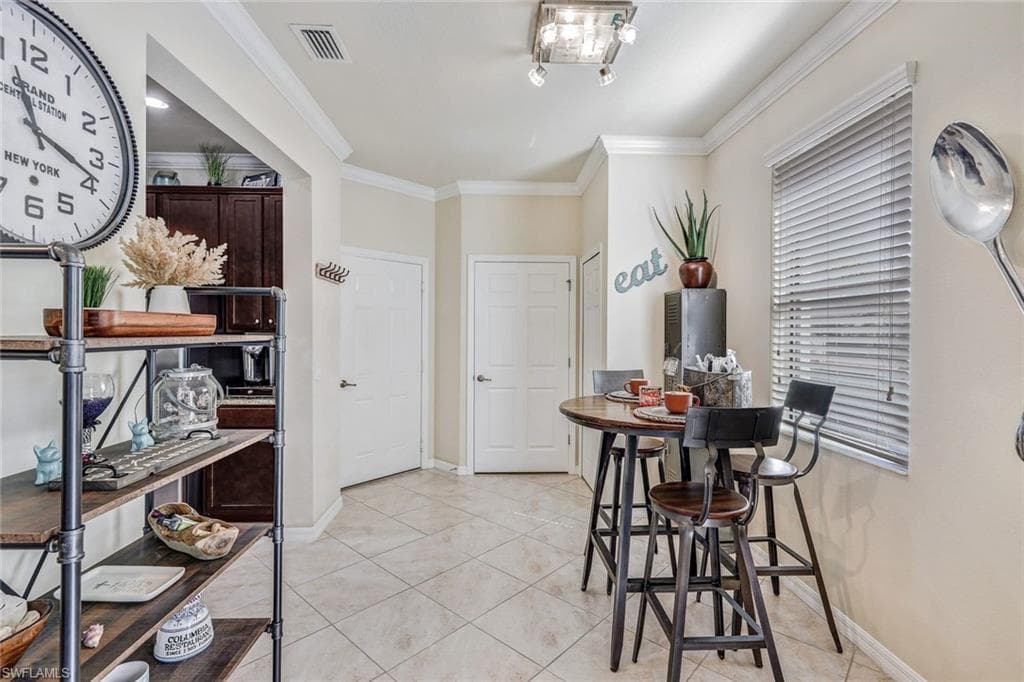 8121 Summerfield ST, FORT MYERS FL 33919-6