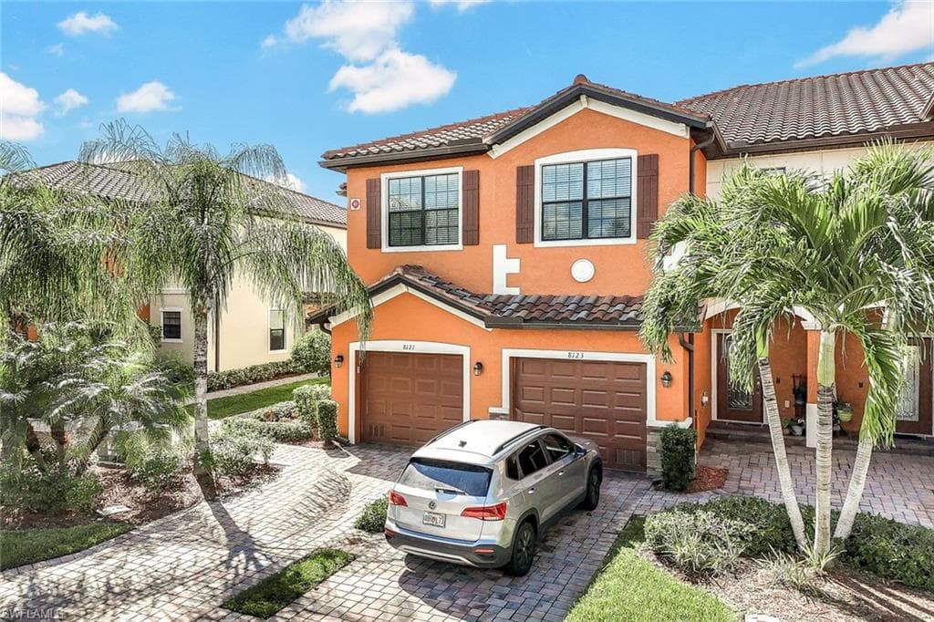 8121 Summerfield ST, FORT MYERS FL 33919-2
