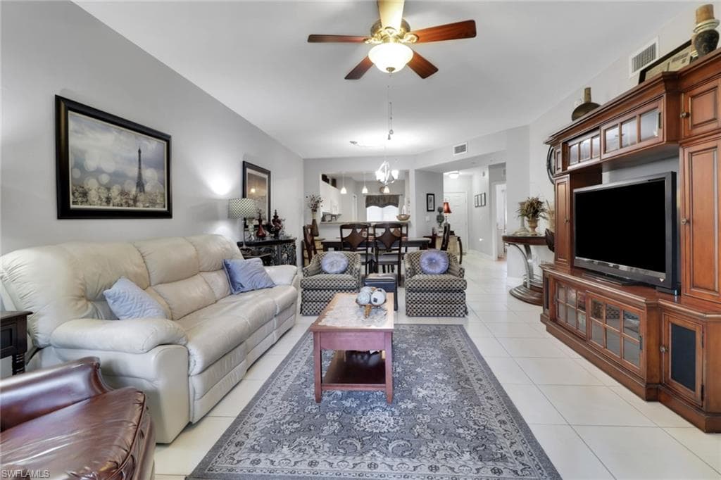 7823 Regal Heron CIR # 105, NAPLES FL 34104-15