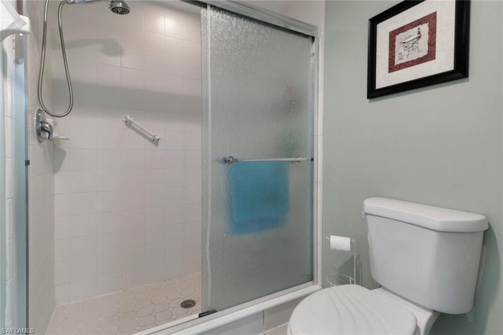 7823 Regal Heron CIR # 105, NAPLES FL 34104-23