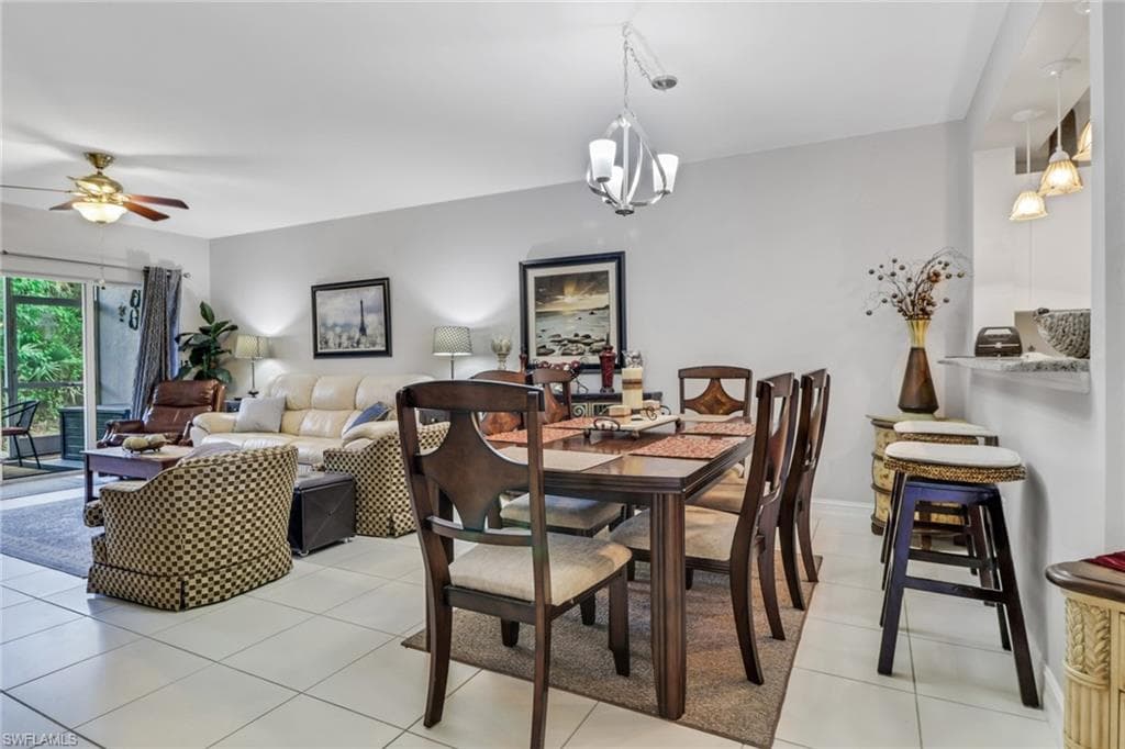 7823 Regal Heron CIR # 105, NAPLES FL 34104-9