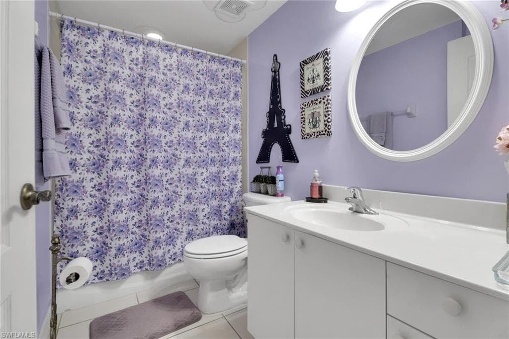 7823 Regal Heron CIR # 105, NAPLES FL 34104-13