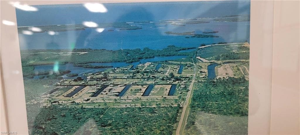 4684 Lahaina LN, BONITA SPRINGS FL 34134-6