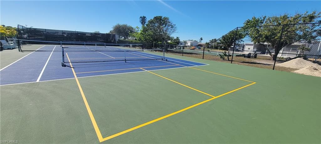 4684 Lahaina LN, BONITA SPRINGS FL 34134-39