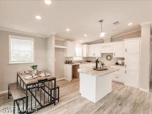 4684 Lahaina LN, BONITA SPRINGS FL 34134-7