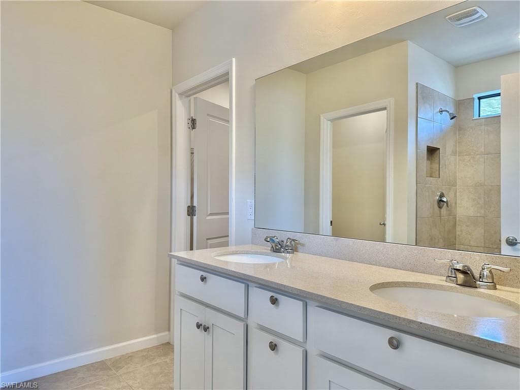 16027 Enclaves Cove DR, NORTH FORT MYERS FL 33917-11