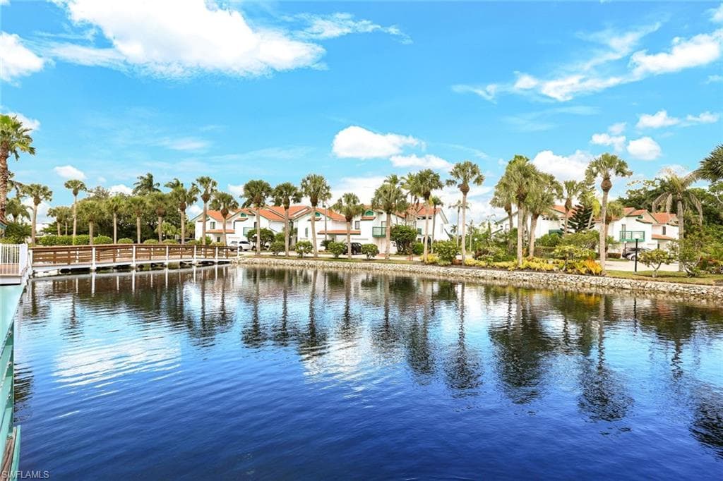 2166 Anchorage LN # A, NAPLES FL 34104-2