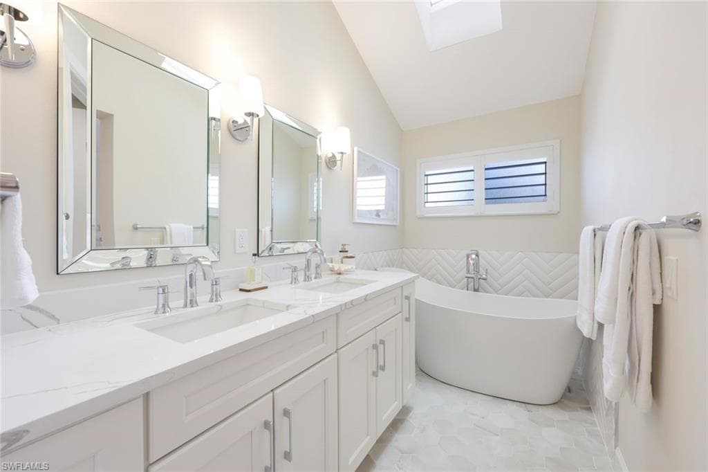 2166 Anchorage LN # A, NAPLES FL 34104-13