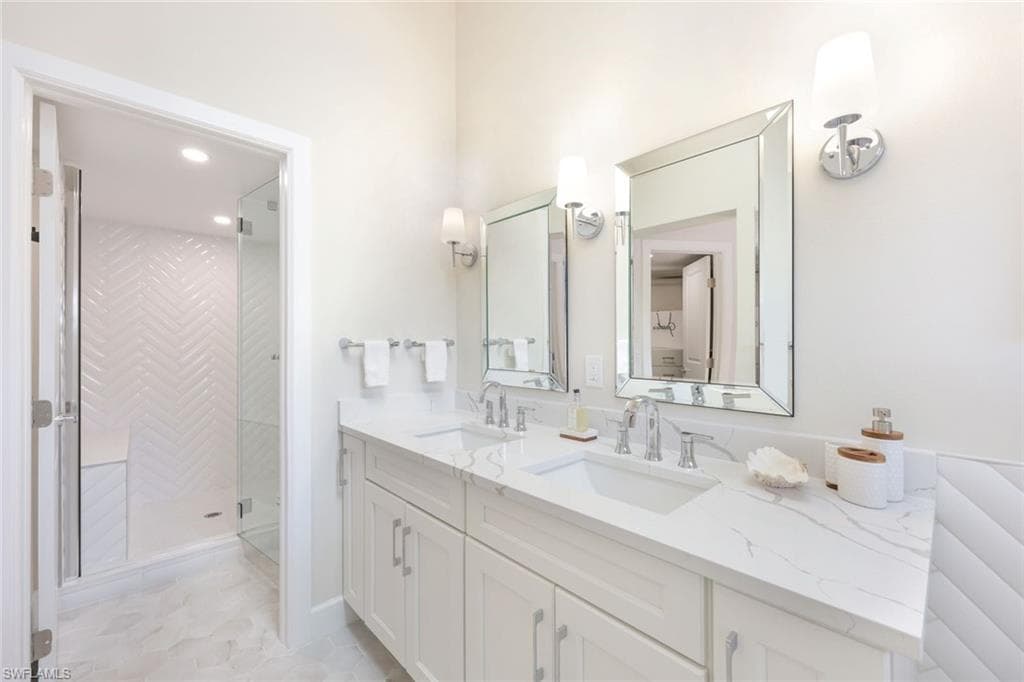 2166 Anchorage LN # A, NAPLES FL 34104-14