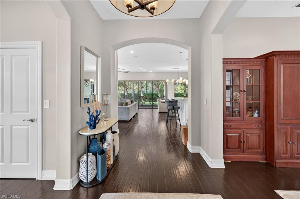 7235 Acorn WAY, NAPLES FL 34119-5