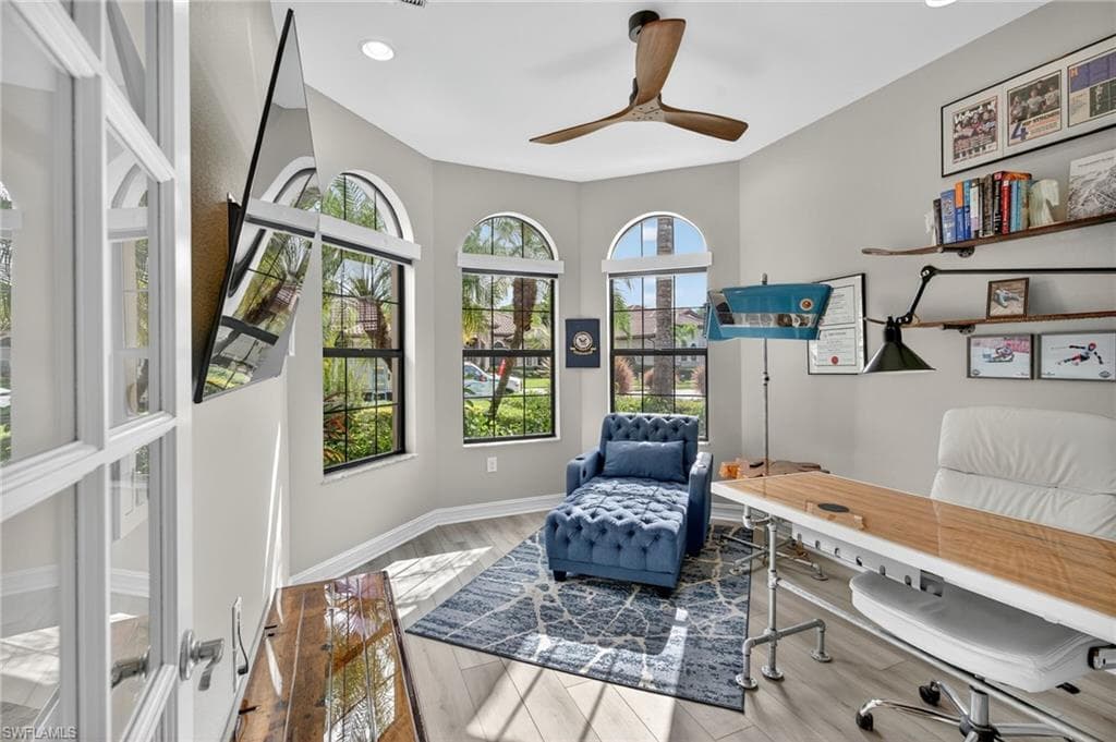 7235 Acorn WAY, NAPLES FL 34119-8