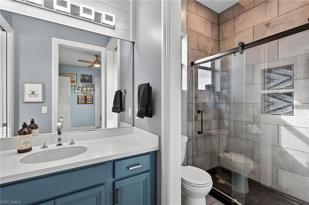 7235 Acorn WAY, NAPLES FL 34119-29