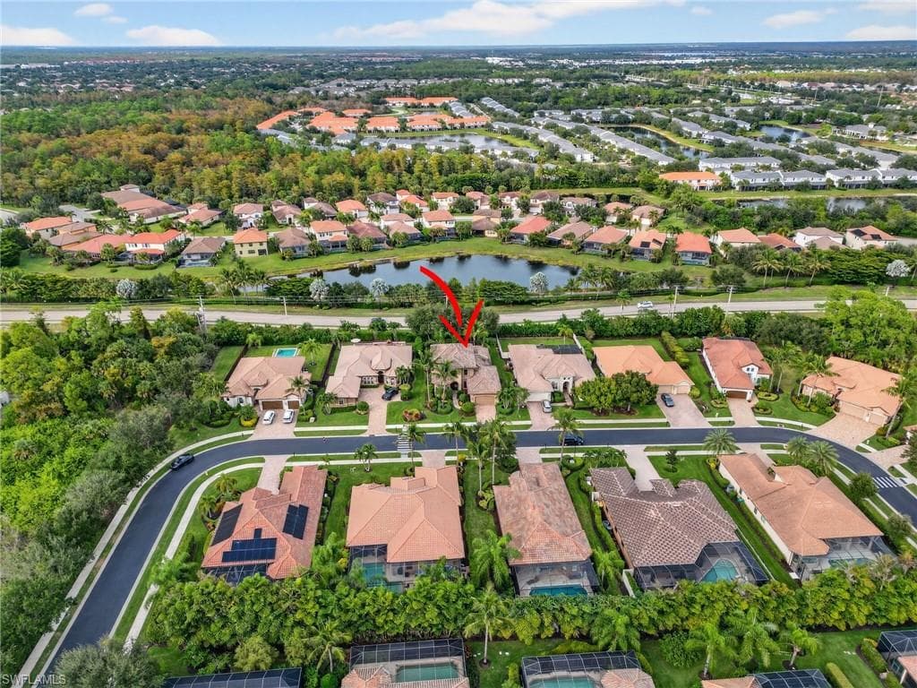 7235 Acorn WAY, NAPLES FL 34119-36