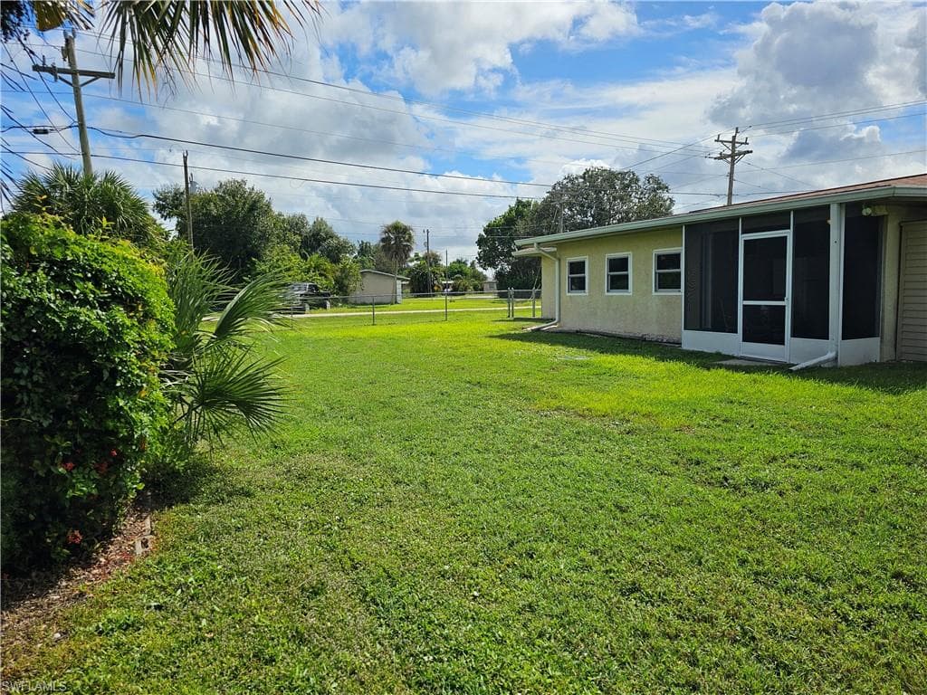 190 Brooks RD, NORTH FORT MYERS FL 33917-18