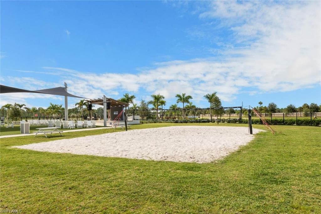 8753 Cascade Price CIR, NORTH FORT MYERS FL 33917-40