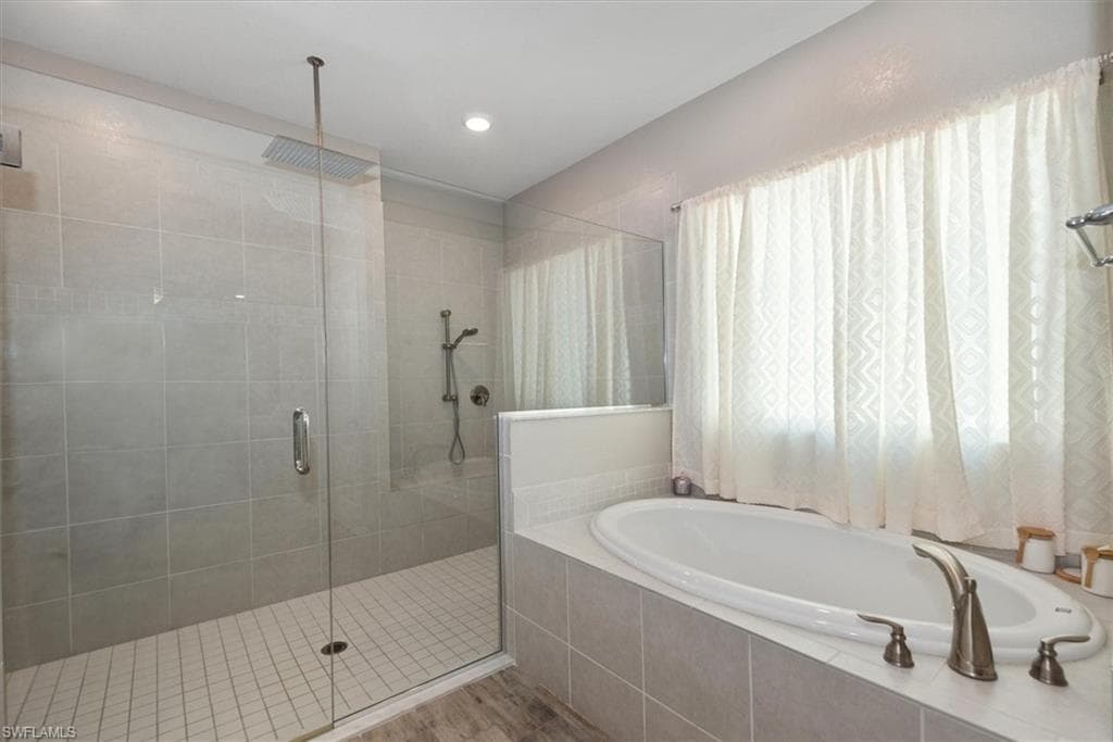 8753 Cascade Price CIR, NORTH FORT MYERS FL 33917-17