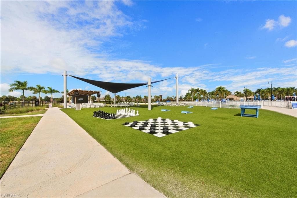 8753 Cascade Price CIR, NORTH FORT MYERS FL 33917-36