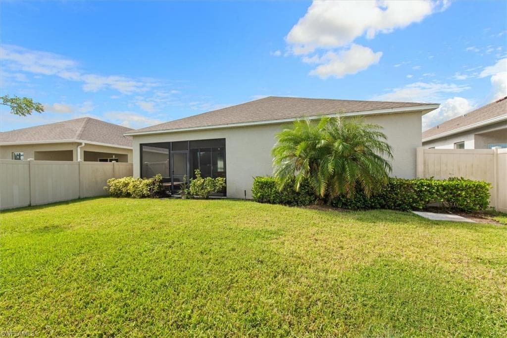 8753 Cascade Price CIR, NORTH FORT MYERS FL 33917-30