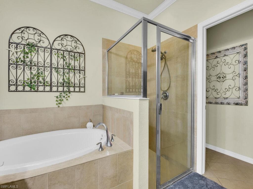 3723 Treasure Cove CIR, NAPLES FL 34114-12