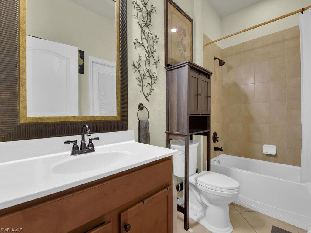 3723 Treasure Cove CIR, NAPLES FL 34114-14