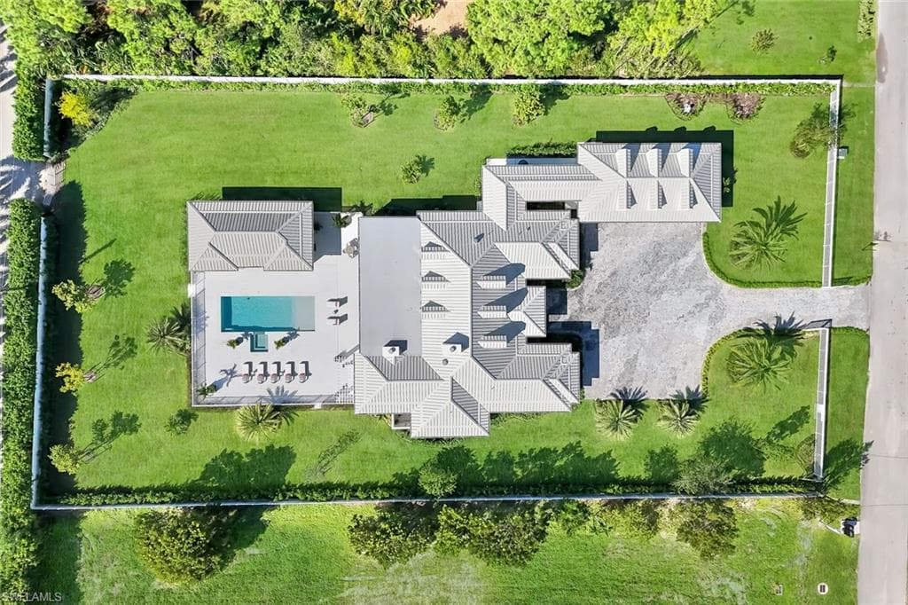 3136 Ravenna AVE, NAPLES FL 34120-48