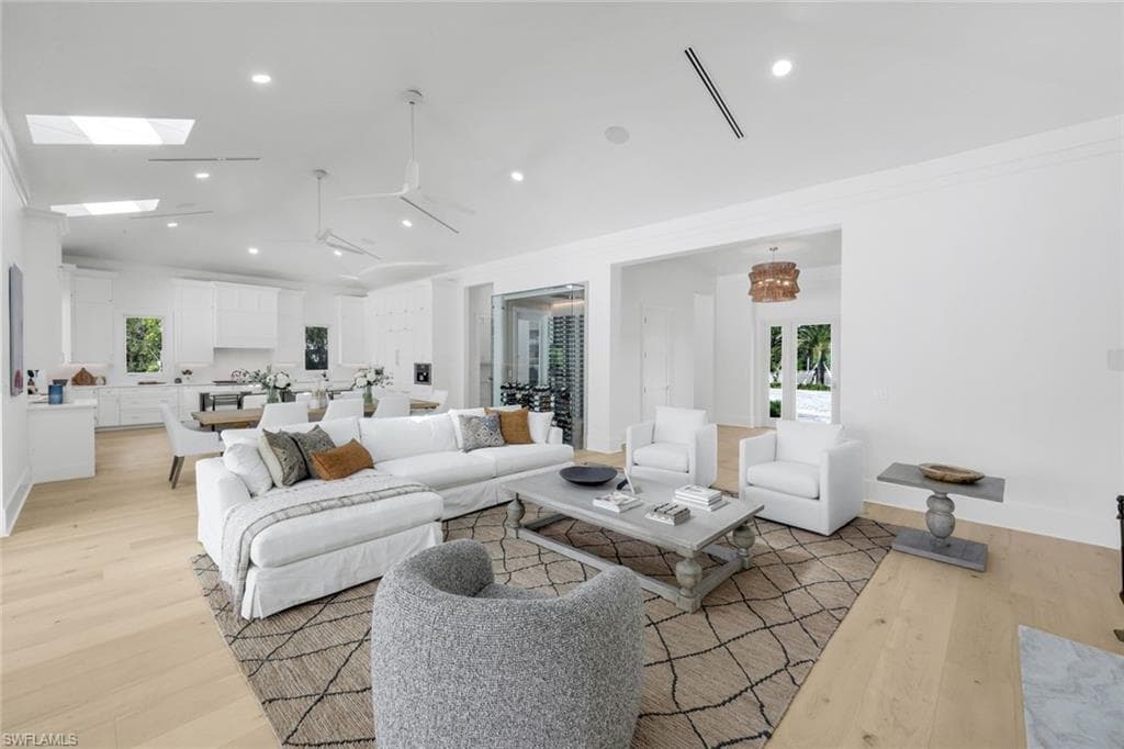 3136 Ravenna AVE, NAPLES FL 34120-13