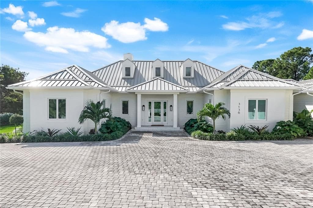 3136 Ravenna AVE, NAPLES FL 34120-40